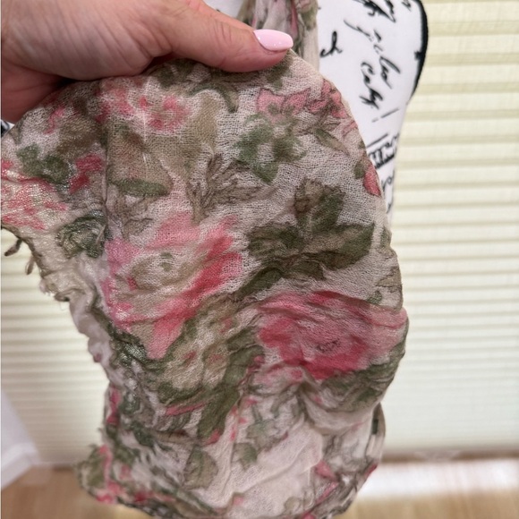 Ann Taylor Floral Pink and Green Scarf - Picture 2 of 3